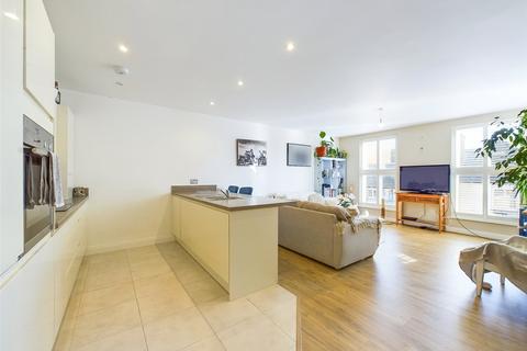 2 bedroom apartment for sale, Wick Lane, Christchurch, Dorset, BH23