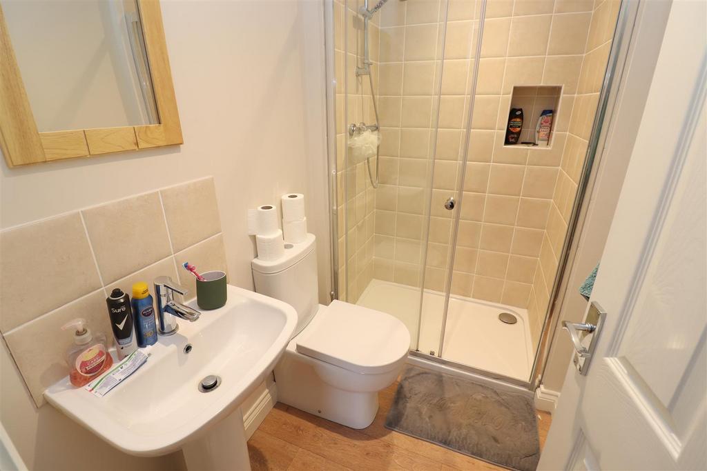 En suite Shower Room / WC