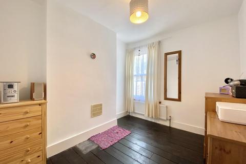 9 Bankside, Southall, UB1 1NQ