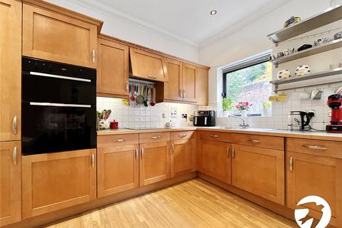 23 College Road, Chatham, ME4 4QX