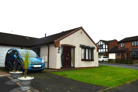 2 bedroom detached bungalow for sale, Selsdon Road, Walsall