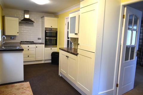 2 bedroom detached bungalow for sale, Selsdon Road, Walsall