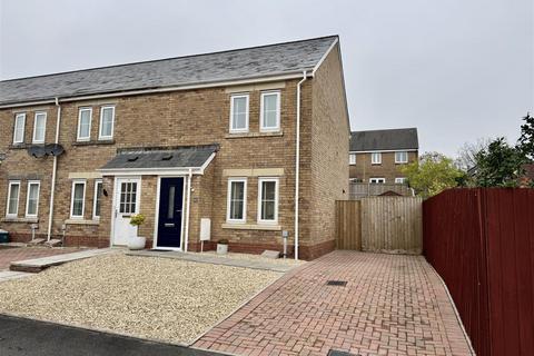 2 bedroom end of terrace house for sale, Clos Ael-Y-Bryn, Penygroes, Llanelli