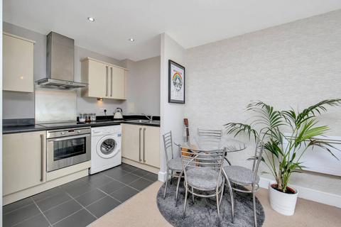 1 bedroom flat for sale, Capulet Square, London E3