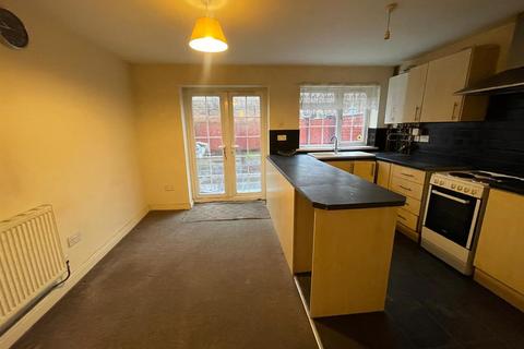 5 bedroom terraced house to rent, Miner Street, Walsall