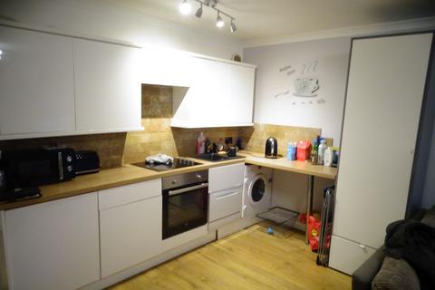 1 bedroom flat for sale, Vickers Court, Whitley Close, Stanwell, TW19