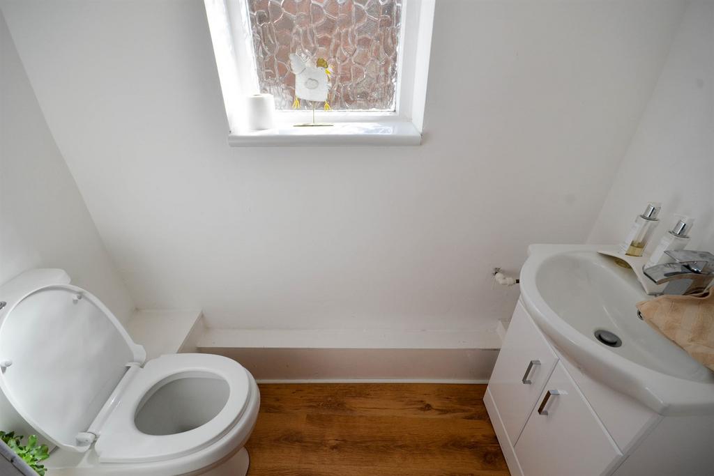 Ground Floor Wc