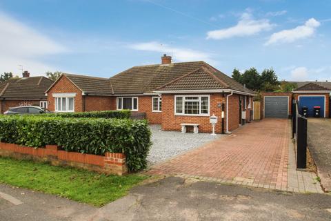 2 bedroom semi-detached house for sale, Shenley Road, Bletchley MK3