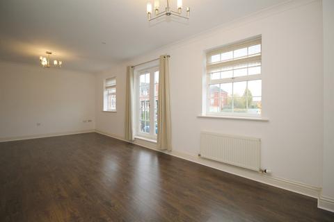 5 bedroom end of terrace house to rent, Haddon Way, Loughborough, LE11