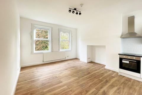 Studio to rent, Parsifal Road, London NW6