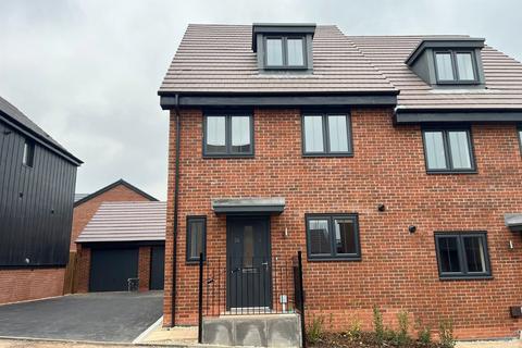 4 bedroom semi-detached house to rent, Vicar Wood Way, Derby, Derbyshire, DE22