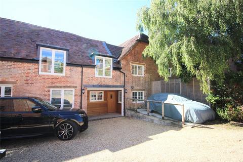 2 bedroom terraced house for sale, Bank Street, Bishops Waltham, Southampton, Hampshire, SO32