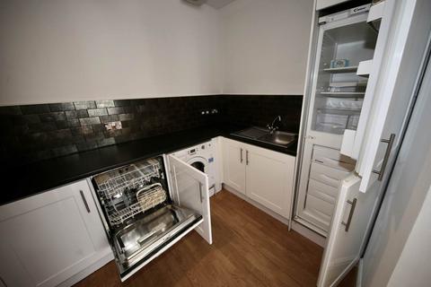 2 bedroom flat to rent, High Street, Arbroath, Angus