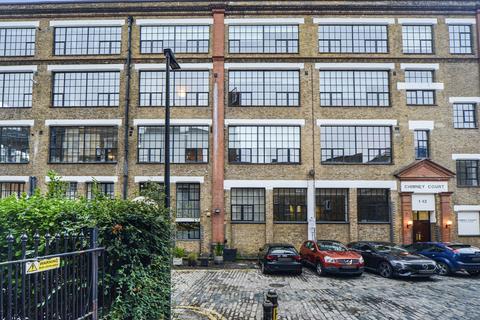 1 bedroom apartment for sale, Chimney Court, Wapping E1W 2NU