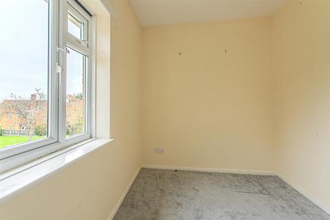 2 bedroom flat for sale, Blenheim Park, Bowerhill, Melksham