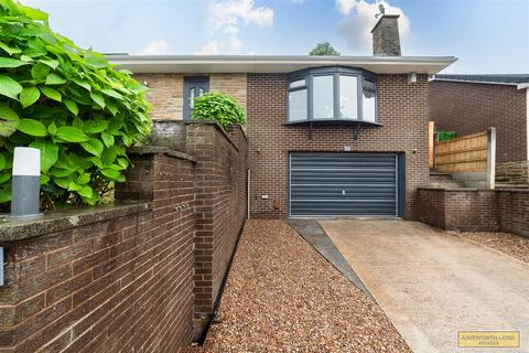 4 bedroom detached house to rent, Sunnymere Drive, Darwen, Lancashire