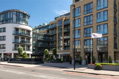 Kew Bridge Road, Brentford TW8