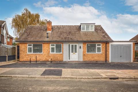 2 bedroom detached bungalow for sale, Allison Gardens, Beeston, Nottingham