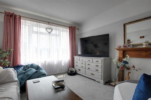 2 bedroom flat for sale, Rowlands Road, Worthing