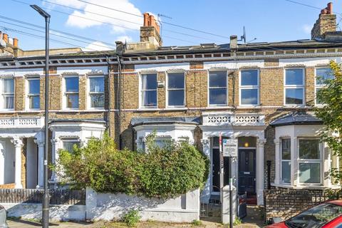 3 bedroom flat for sale, Solon Road, Brixton