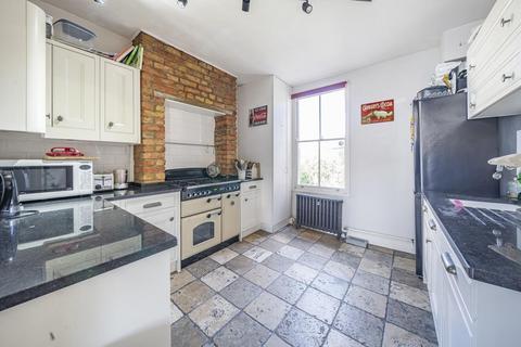 3 bedroom flat for sale, Solon Road, Brixton