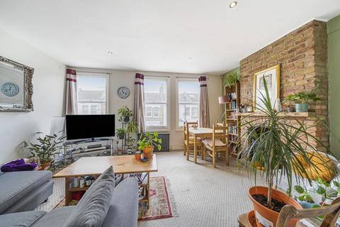 3 bedroom flat for sale, Solon Road, Brixton