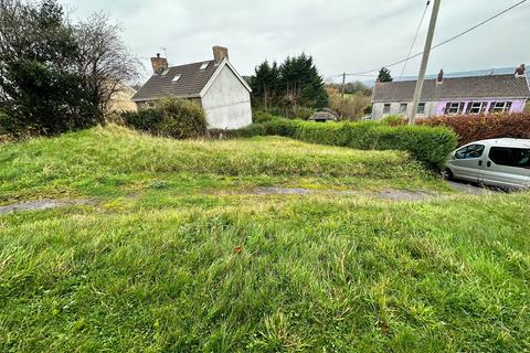 3 bedroom semi-detached house for sale, Singleton Road, Upper Tumble, Llanelli, SA14 6DS