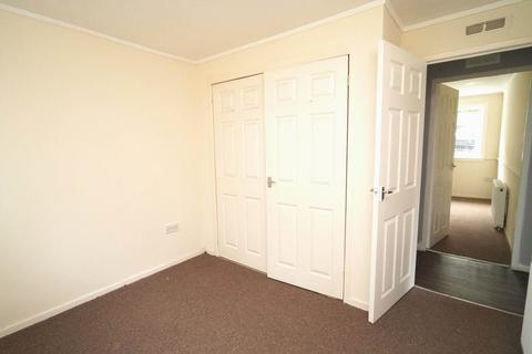 2 bedroom flat to rent, Kilcreggan View, Greenock PA15