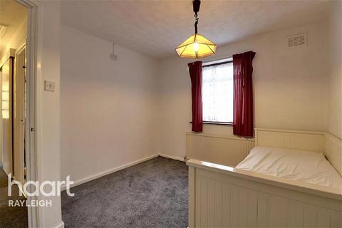 2 bedroom detached house to rent, Purleigh Road - Rayleigh - SS6