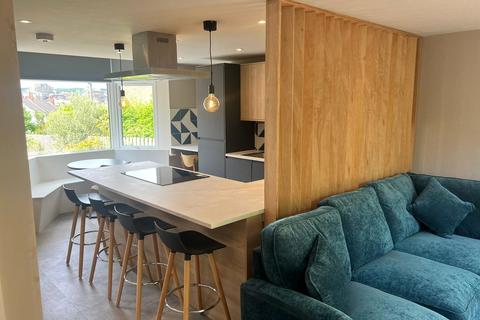 undefined, 49 Newsome Road, Huddersfield, HD4