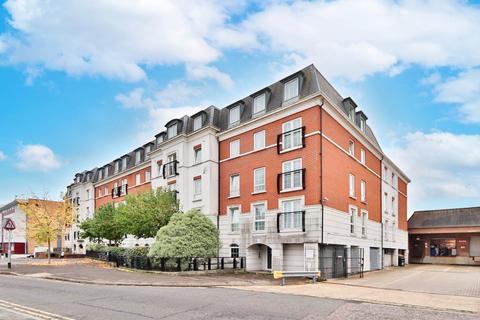 1 bedroom flat for sale, 22 Central Walk, Station Approach, Epsom KT19 8BY