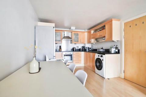 1 bedroom flat for sale, 22 Central Walk, Station Approach, Epsom KT19 8BY