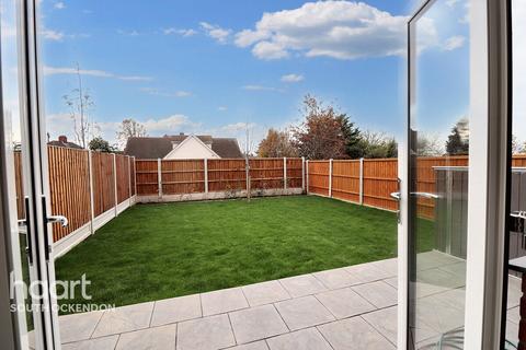 4 bedroom semi-detached house for sale, Purfleet Road, Aveley