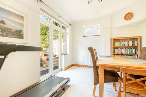 30 Riddlesdown Avenue, Purley, CR8 1JG