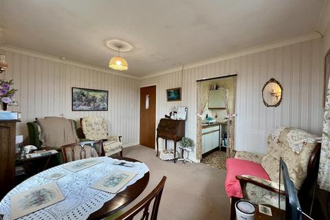 1 bedroom retirement property for sale, 27 Terminus Road, Bexhill-On-Sea TN39