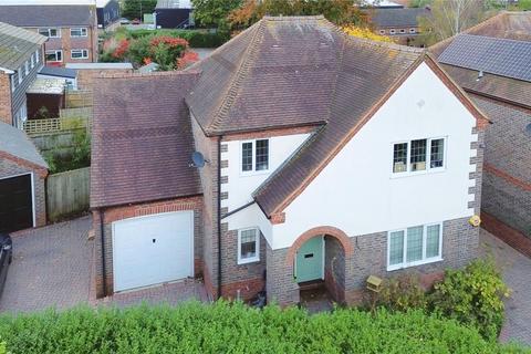 4 bedroom detached house for sale, Woodview Road, Pangbourne, Reading, Berkshire, RG8