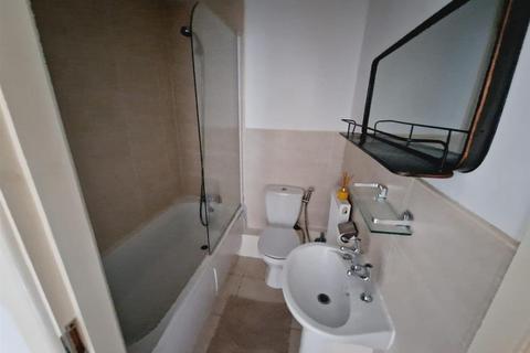 1 bedroom property for sale, Bispham House, Lace street, Liverpool