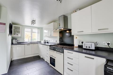 3 bedroom semi-detached house for sale, Hillfield Road, Stapleford NG9