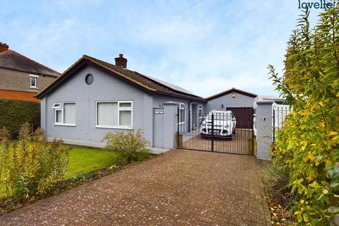 2 bedroom detached bungalow for sale, Snelland Road, Wickenby, LN3