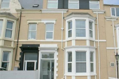 2 bedroom flat for sale, South Parade, Whitley Bay, Tyne and Wear, NE26 2RG