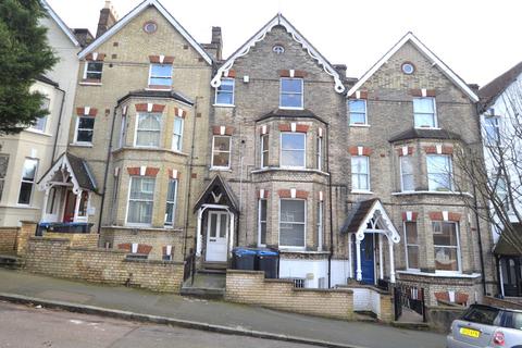 1 bedroom flat to rent, Essex Grove, Crystal Palace SE19