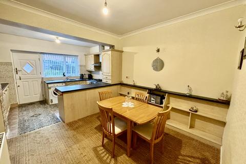 2 bedroom terraced house for sale, Osborne Road, Denton