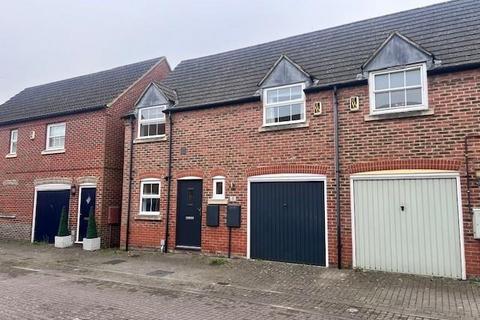 3 bedroom terraced house to rent, Fairford Leys,  Aylesbury,  HP19