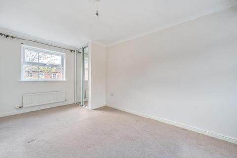 undefined, Fairford Leys,  Aylesbury,  HP19