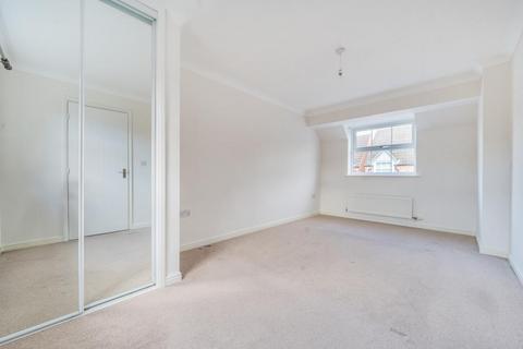 undefined, Fairford Leys,  Aylesbury,  HP19