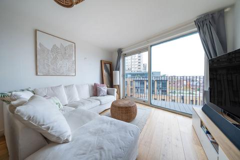 2 bedroom apartment for sale, Steedman Street, London SE17