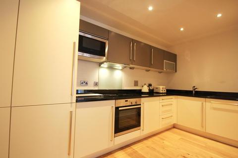 2 bedroom flat to rent, Wharf Approach, Leeds, West Yorkshire, UK, LS1