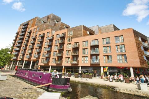 2 bedroom flat to rent, Wharf Approach, Leeds, West Yorkshire, LS1