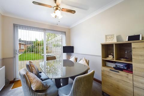 58 Second Avenue, Stanford-le-hope, SS17 8DS