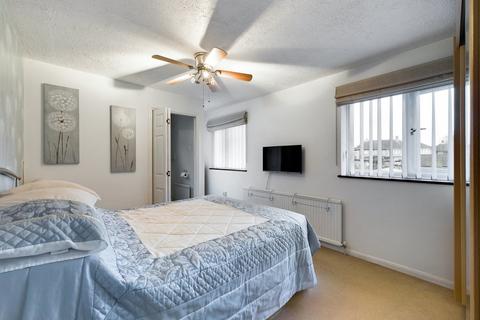 58 Second Avenue, Stanford-le-hope, SS17 8DS